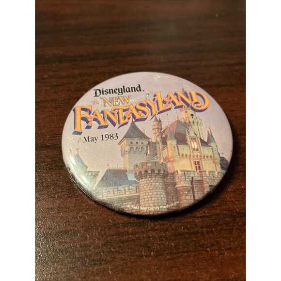 Disneyland New Fantasyland May 1983 Button Pin - Picture 1 of 3